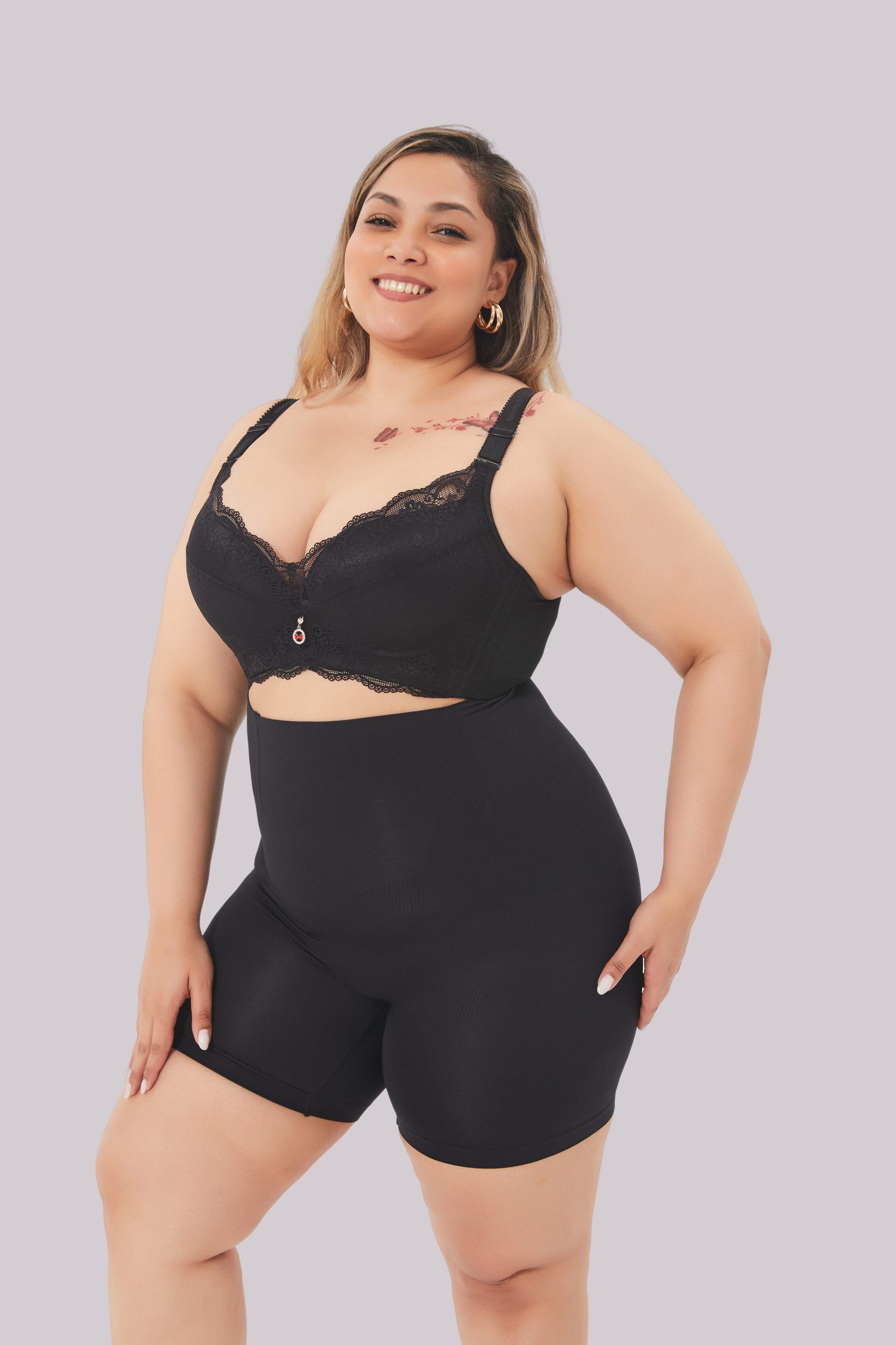 Azelina Livia – Faja Moldeadora con Acabado sin Costuras